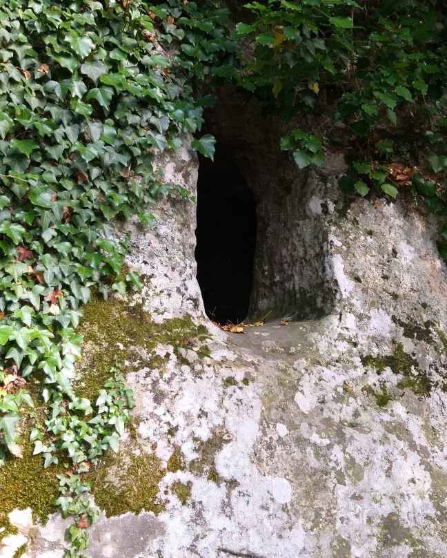 Necropolis de San Pantaleon