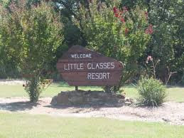 Little Glasses Resort & Marina