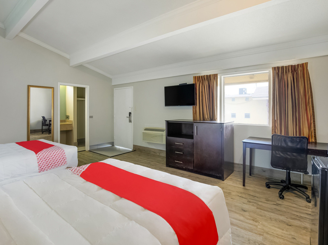 Hotel Lake Charles LA I-10主图