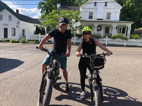 Covered Bridge Electric Bike景点图片
