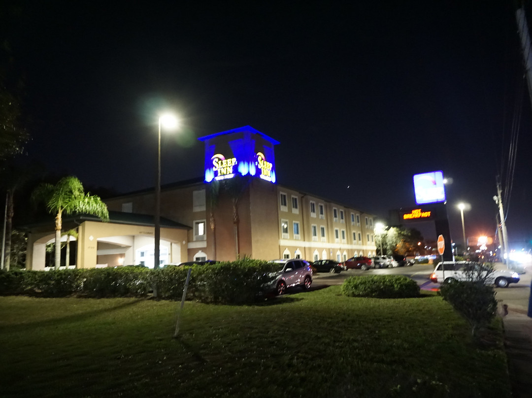 奥兰多机场司丽普旅馆&套房酒店主图