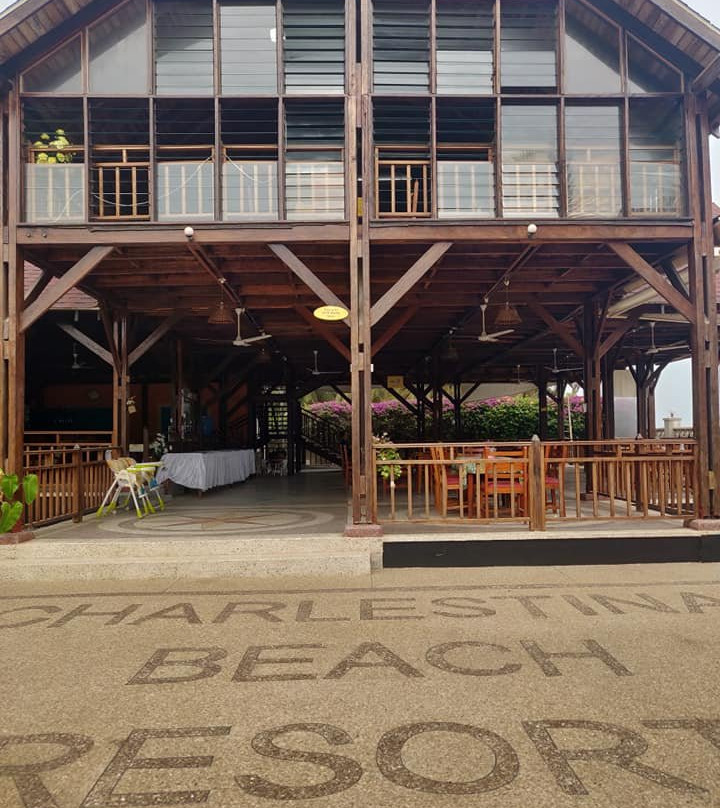 Charlestina Beach Resort主图