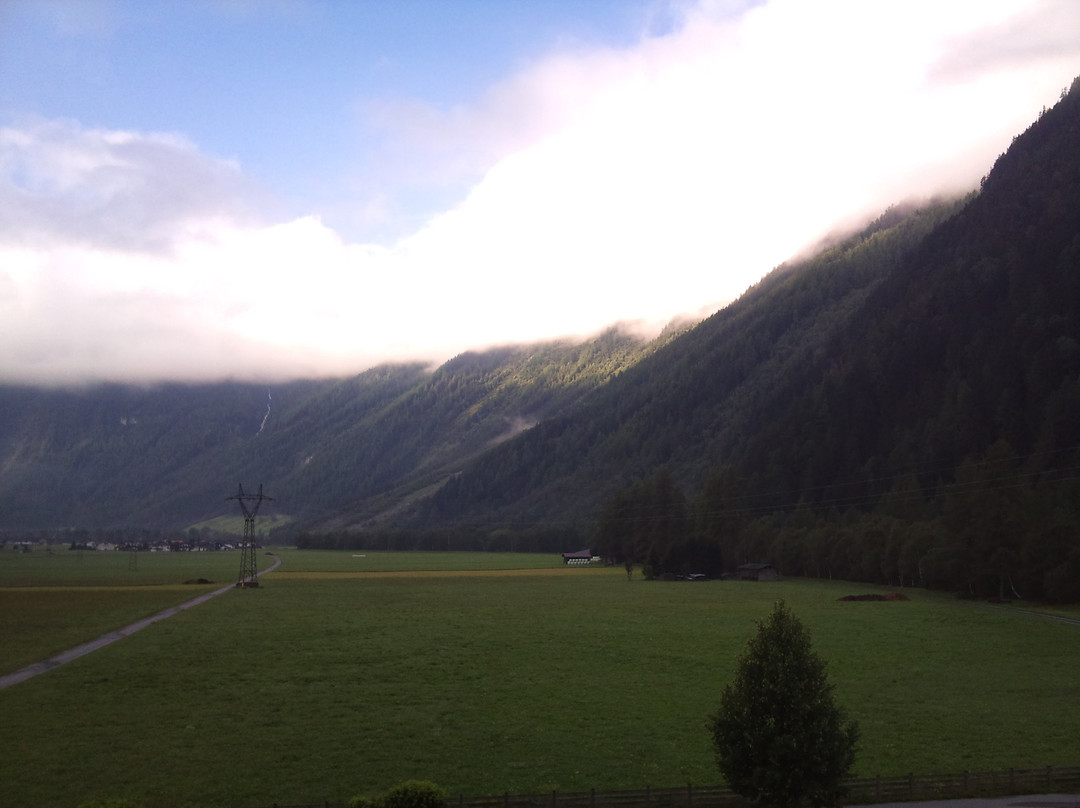 四星级水族圆顶高级酒店主图