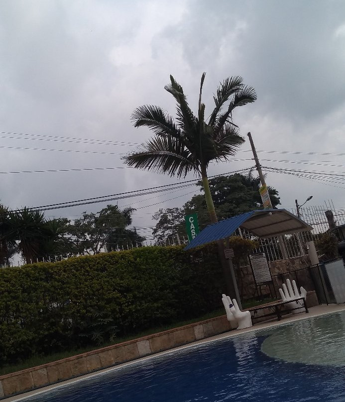 Hotel Catama Inn主图