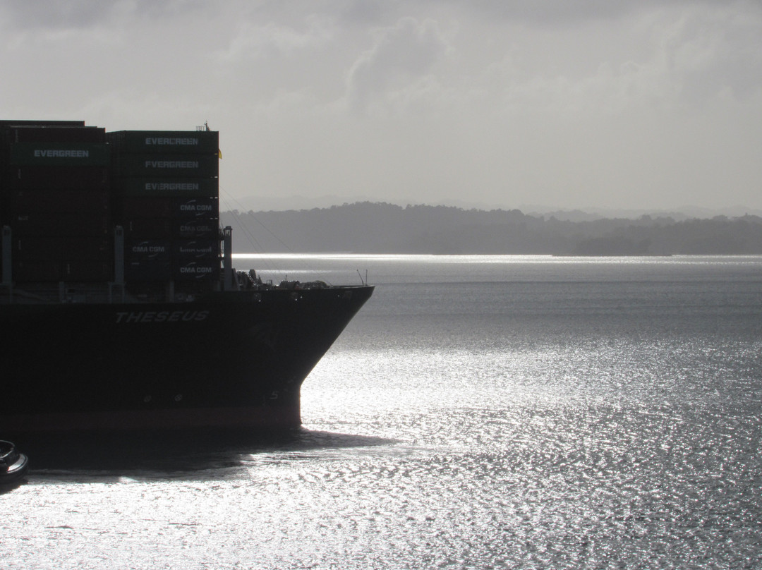 Gatun Lake景点图片