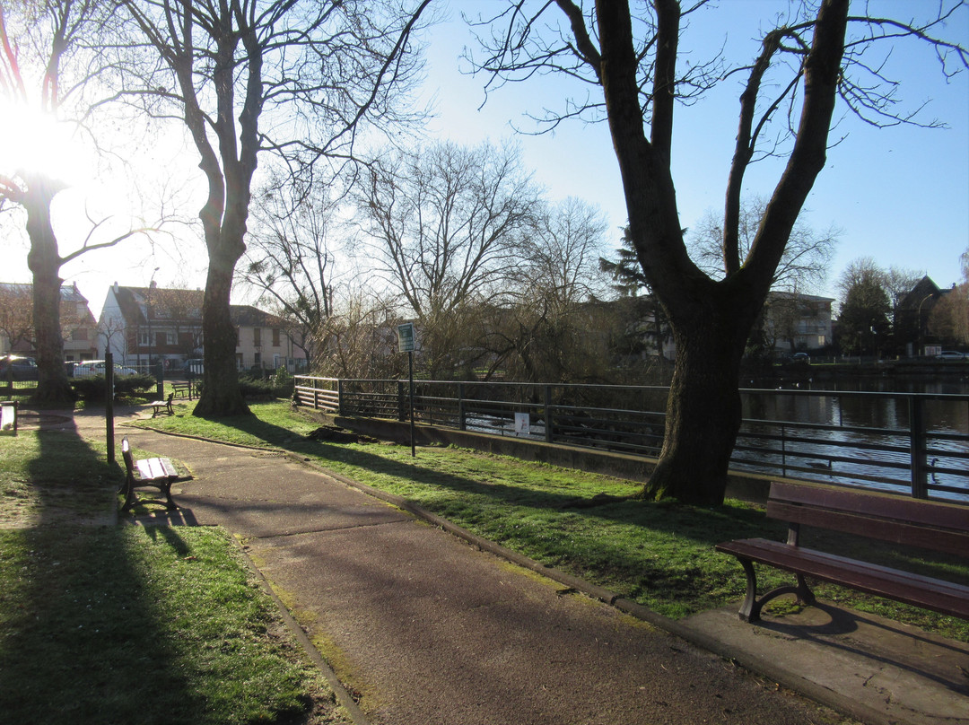 Square Ahmed Merabet-Livry-Gargan必去景点