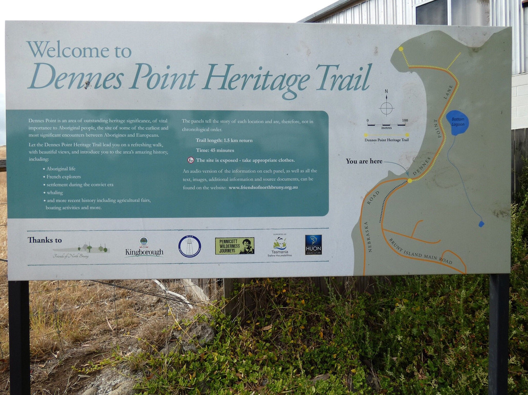 Dennes Point Heritage Trail景点图片