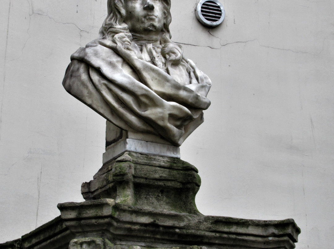 Monument à Watteau景点图片
