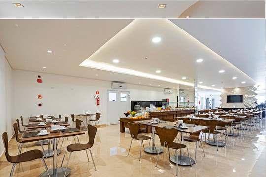 约翰贝特加街斯利姆库里提巴酒店