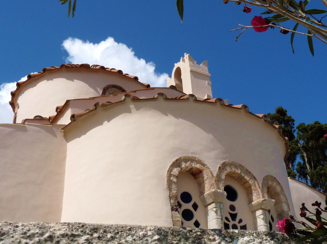 Ierós Naós Panagías Episkopís Thíras-Moni Profitou Iliou必去景点