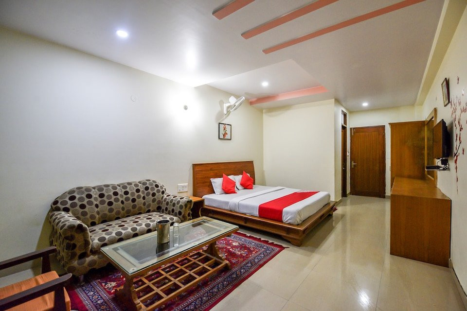 OYO 26734 River Bank主图