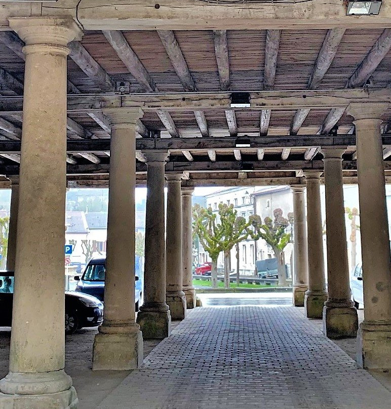 Les halles-Void-Vacon必去景点