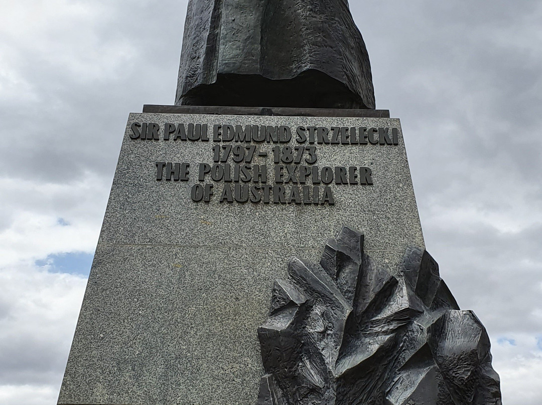 Sir Paul Edmund Strzelecki Monument-金德拜恩必去景点