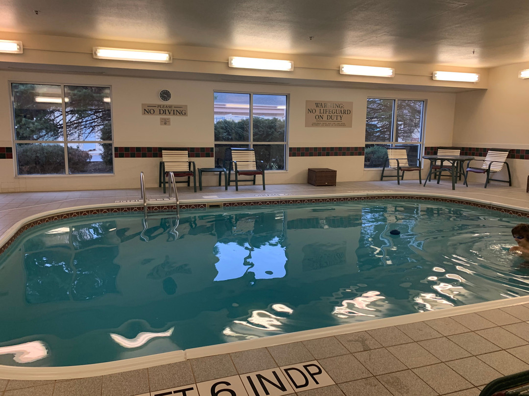 Country Inn & Suites by Radisson, Toledo, OH主图