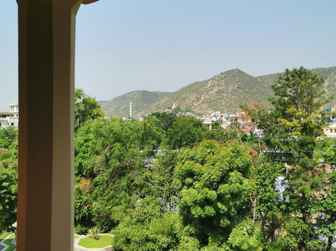 齐普尔三叉戟酒店主图