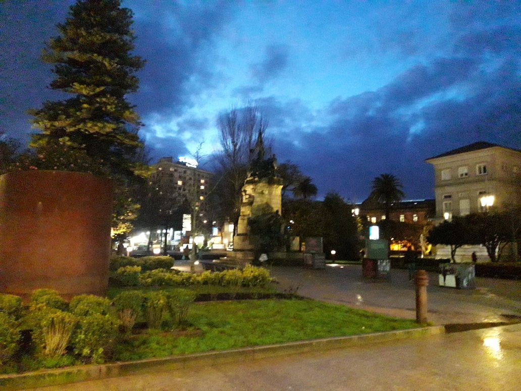 Plaza de España-邦特韦德拉必去景点