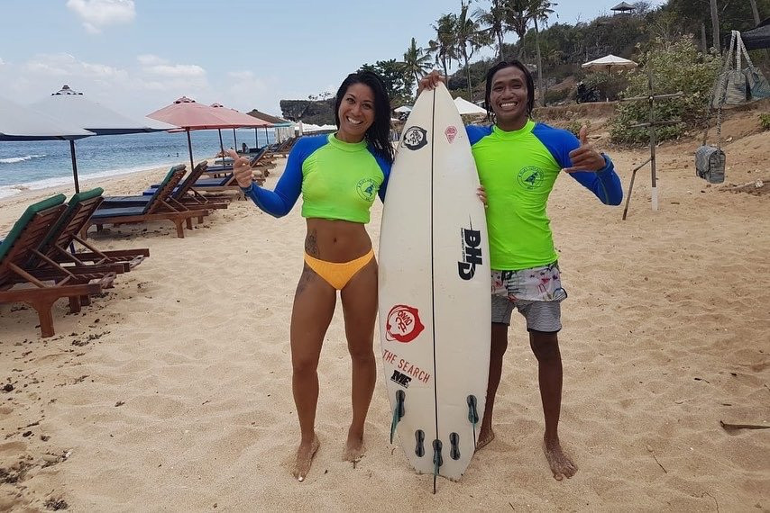 Blue's Surf School-金巴兰必去景点