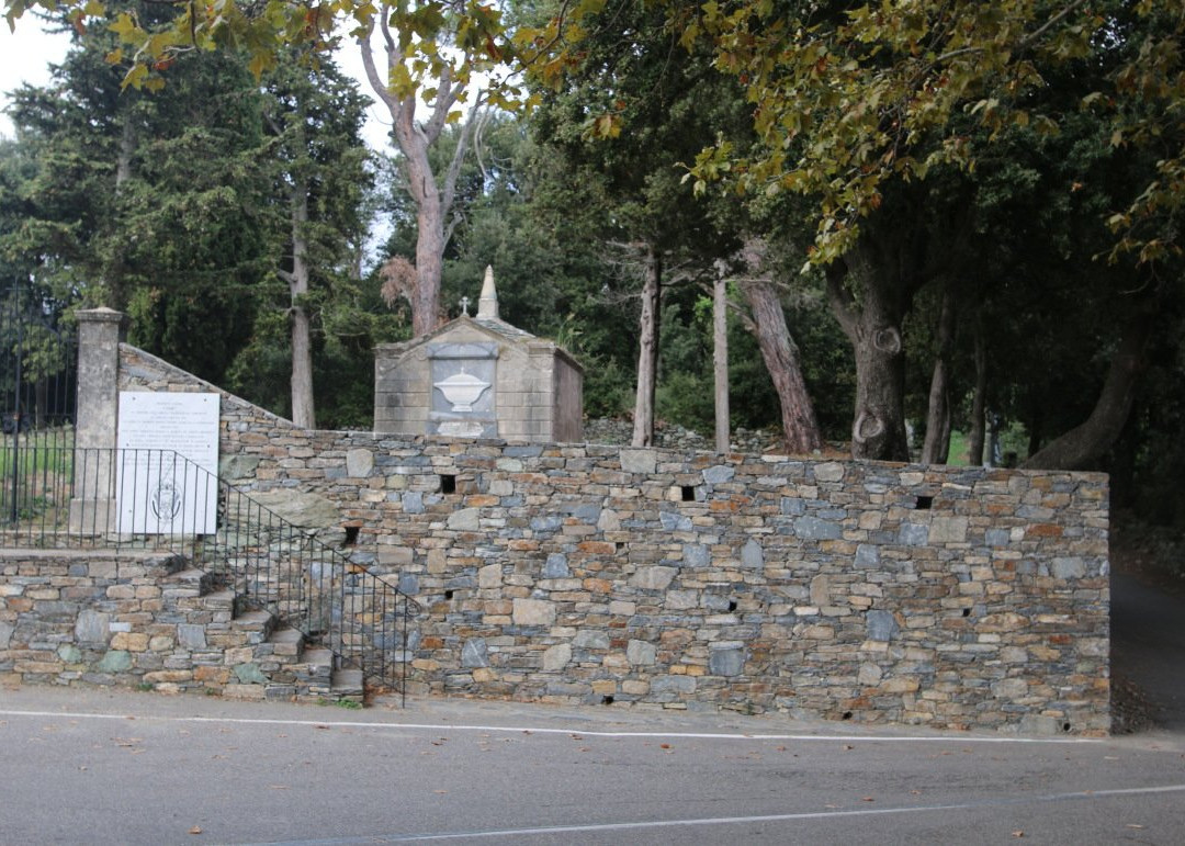 Tombeau de notable de Murati Achille景点图片