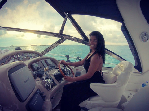 Cruise World-图伦必去景点