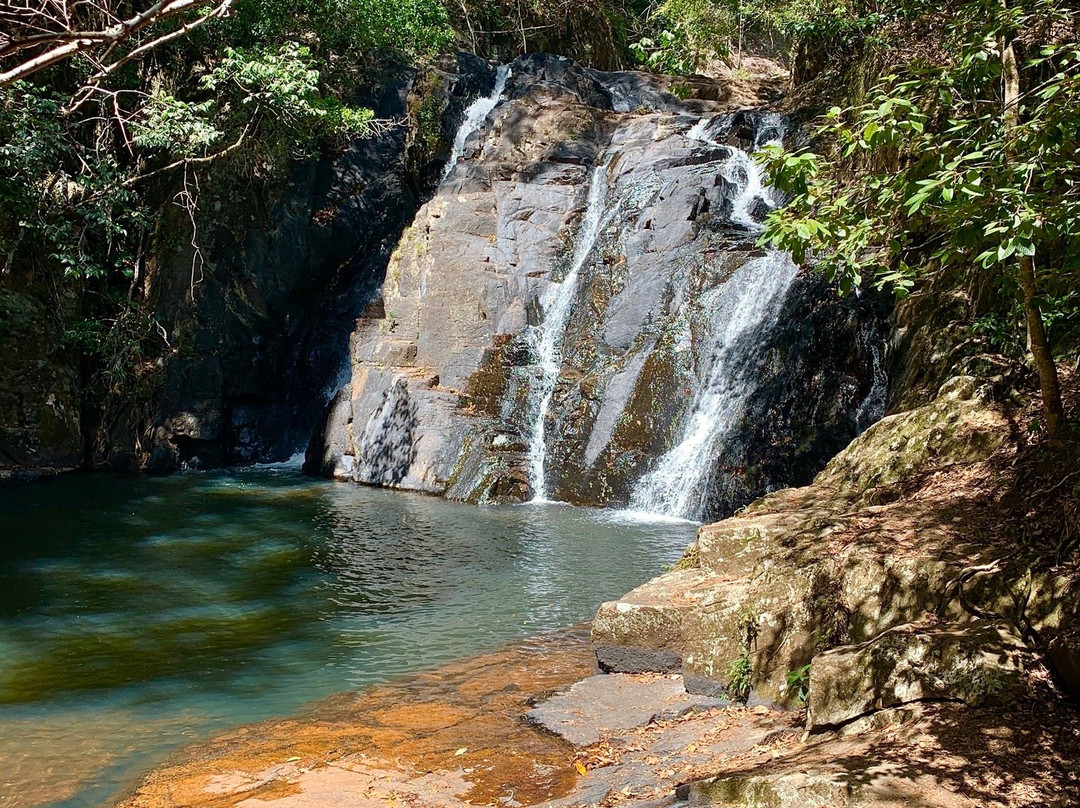 Dinner Falls- 阿瑟顿必去景点