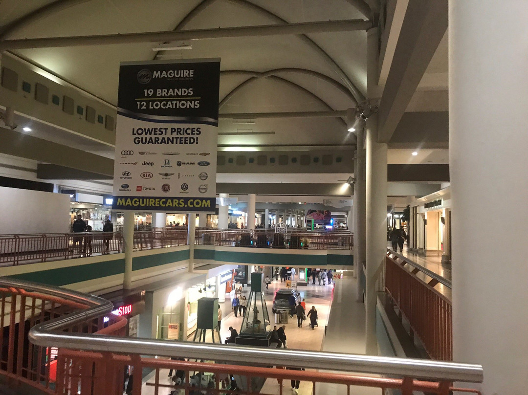 美国命运之神购物中心-锡拉丘兹必去景点