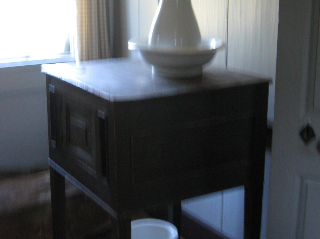 House in the Horseshoe-Deep River必去景点