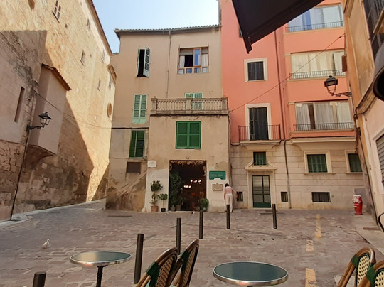 La Biblioteca De Babel-马洛卡帕尔马必去景点