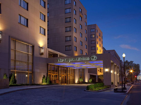 首都希尔顿酒店主图