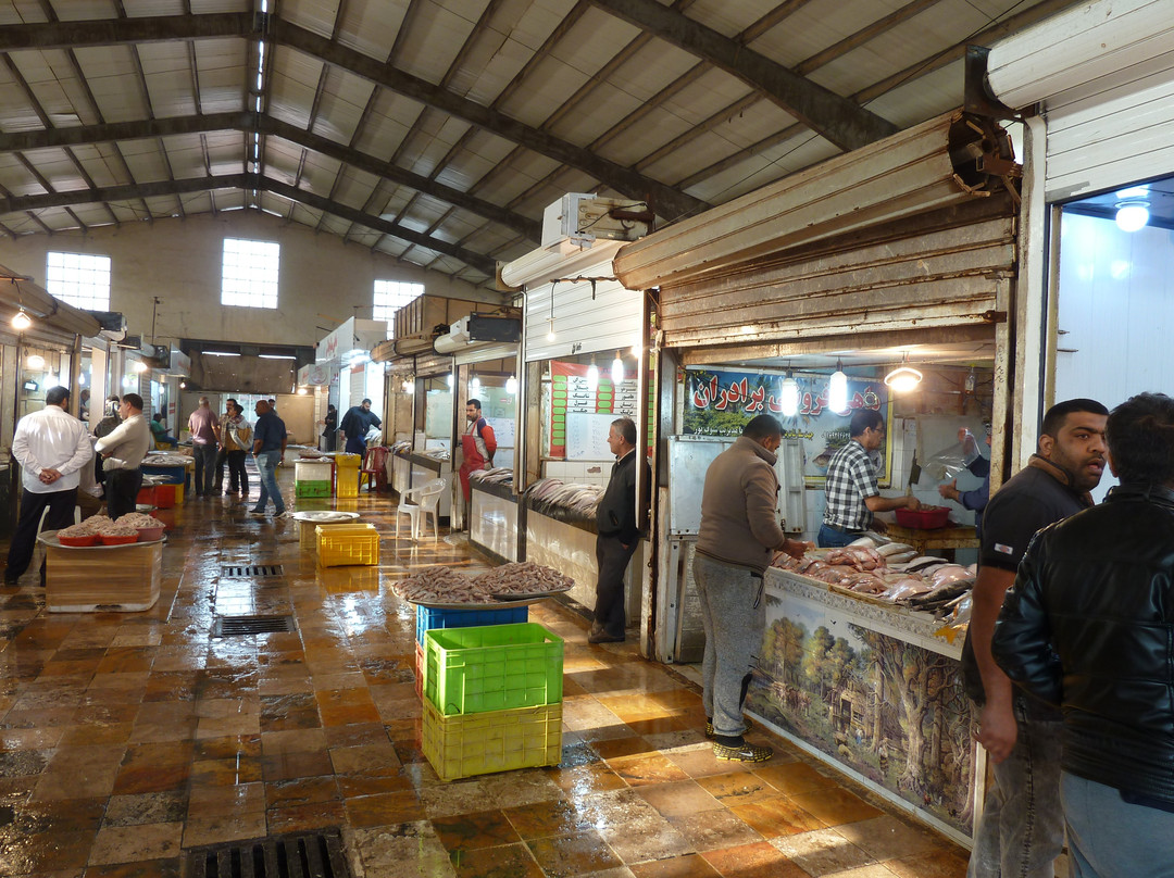 Fischmarkt und Fischereihafen Abadan景点图片