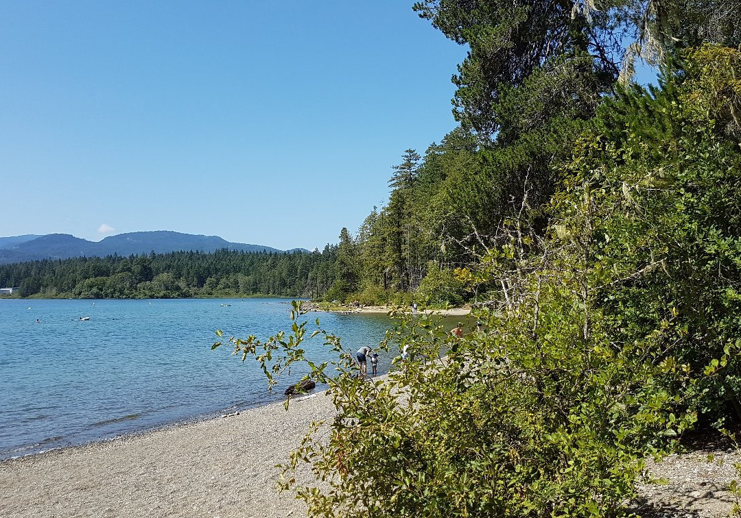 Sproat Lake Provincial Park景点图片