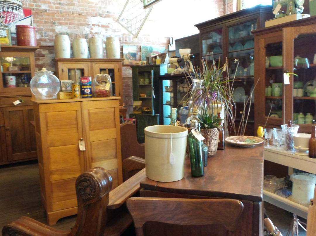 Sentimental Journey Antiques-南顿必去景点