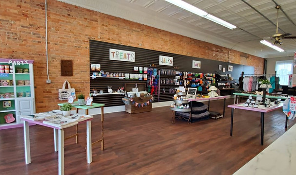 Wagamuffins Dog Boutique