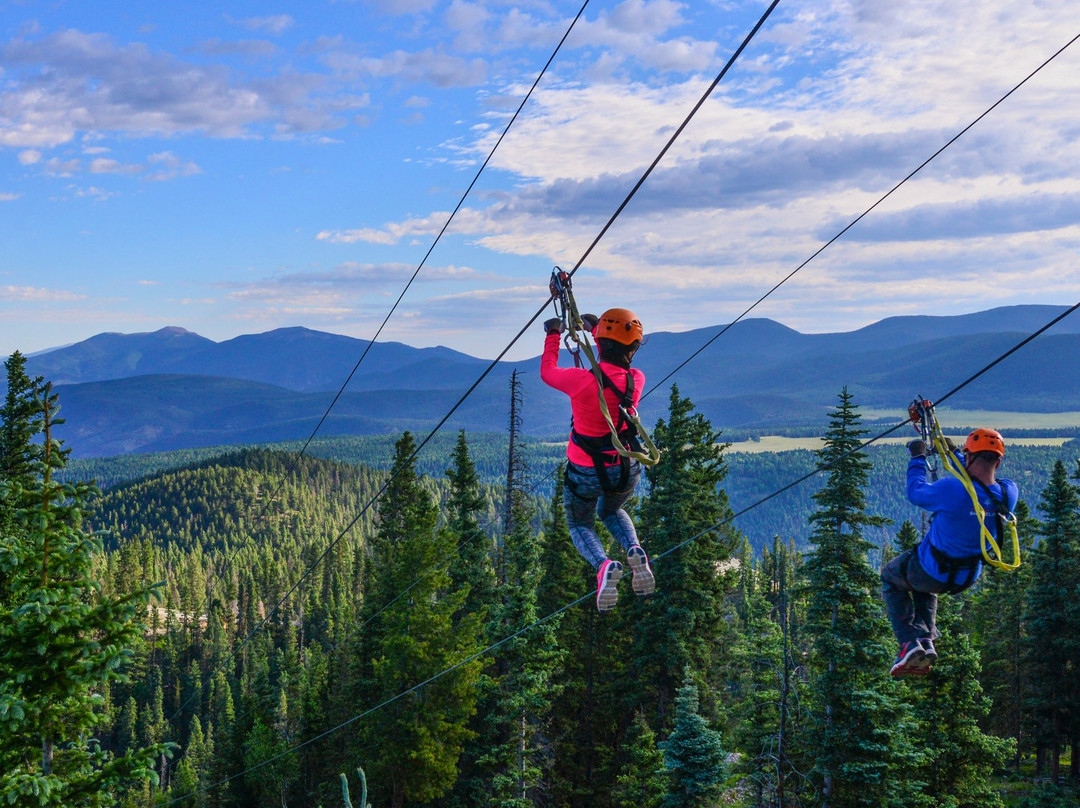 Zipline Adventure Tours景点图片