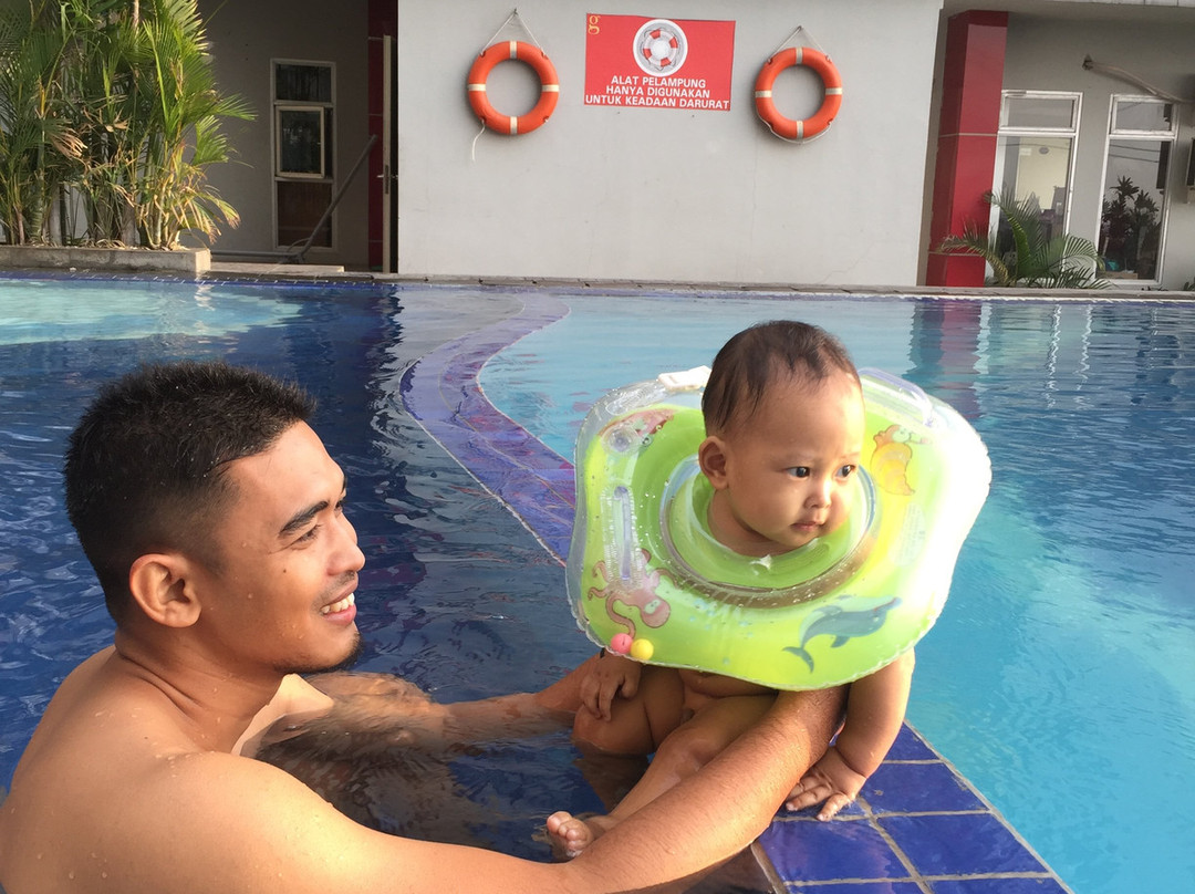 Hotel Gunawangsa Merr主图