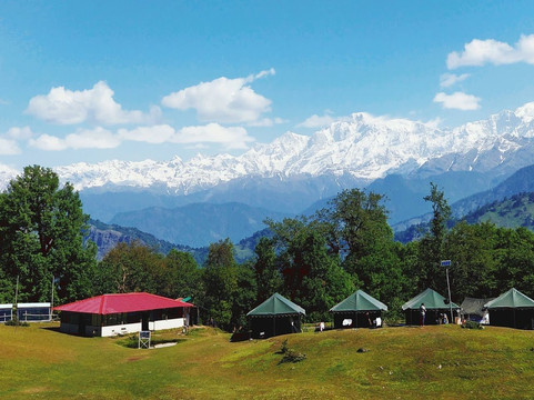 Magpie Jungle Camp Chopta Uttarakhand主图
