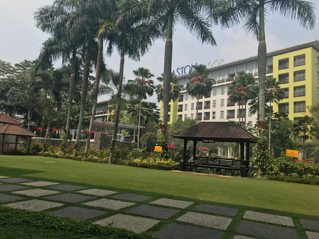 茂物阿斯顿度假酒店主图