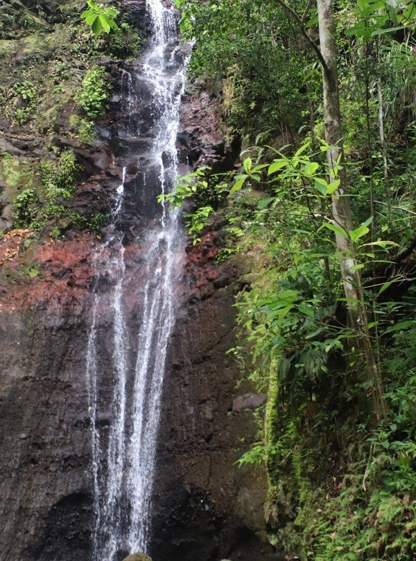 la cascade d'Anba So à Fond Lahaye