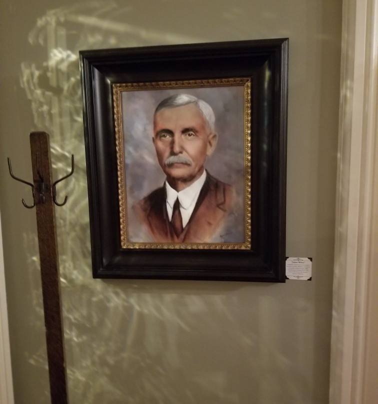 Joshua Wilton House主图