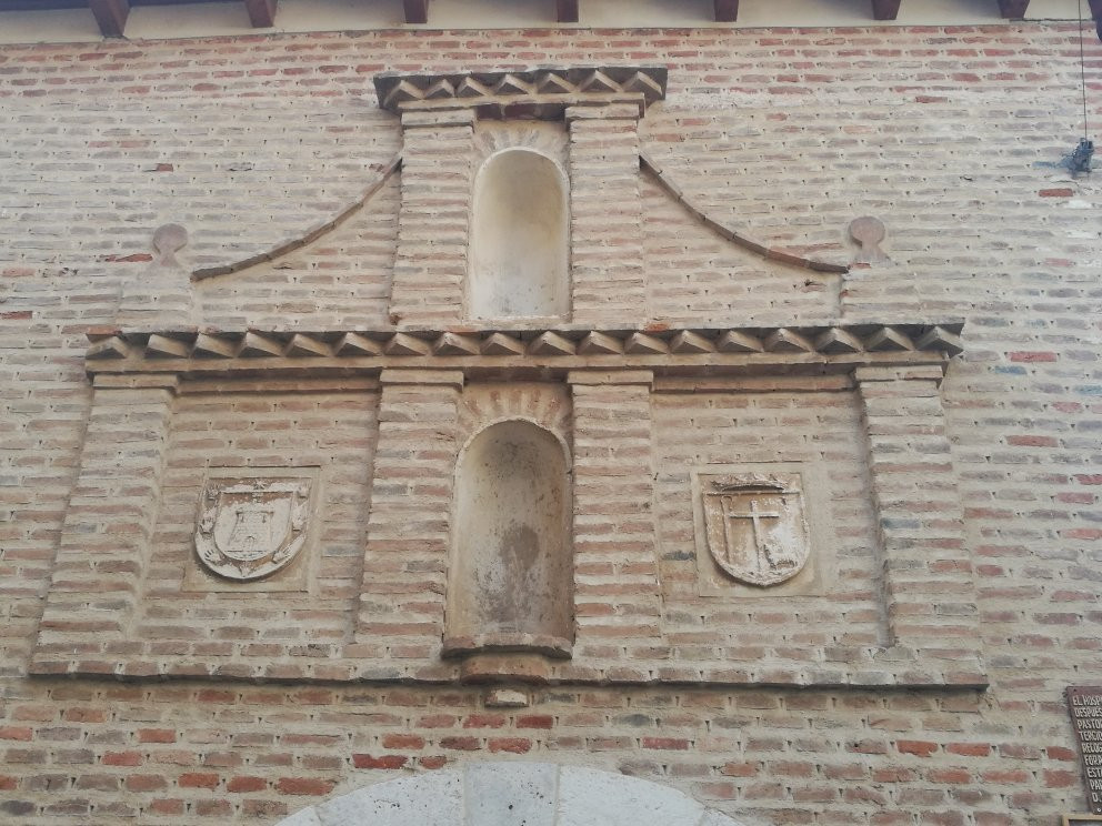 Hospital El Salvador-Simancas必去景点