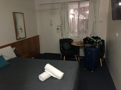 新堡雷恩旅馆主图