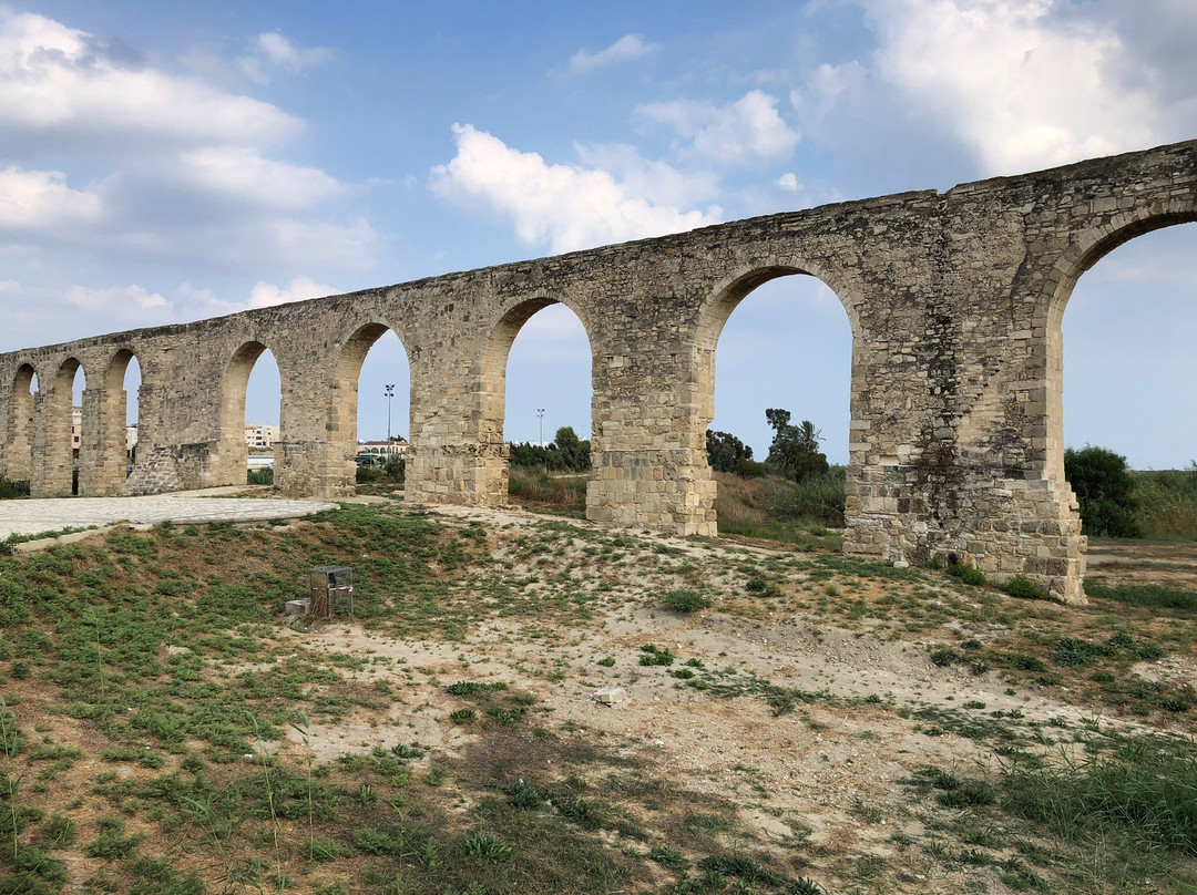 Kamares Aqueduct景点图片