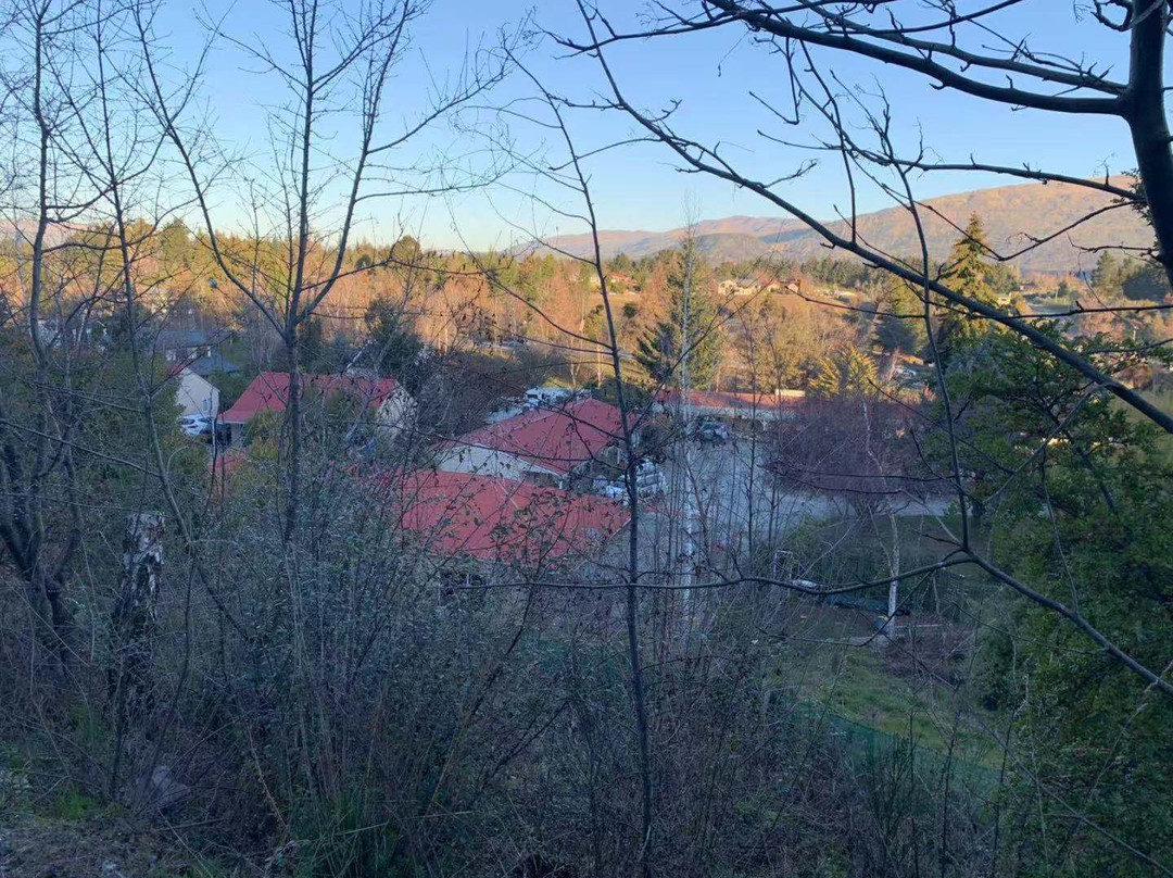 阿契威汽车旅馆小屋主图