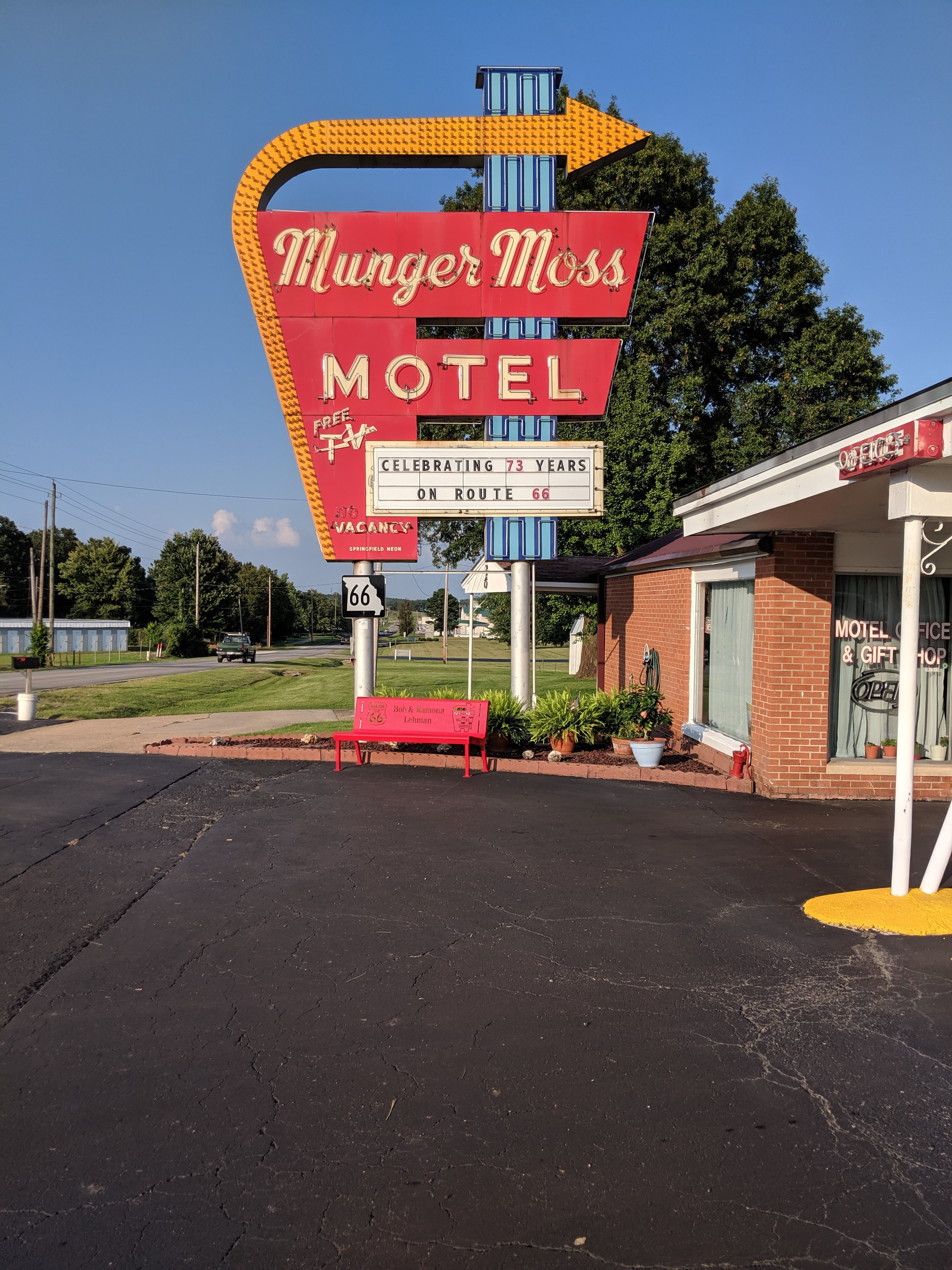 Munger Moss Motel-官方