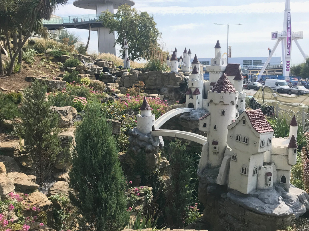 Southend Cliff Gardens景点图片