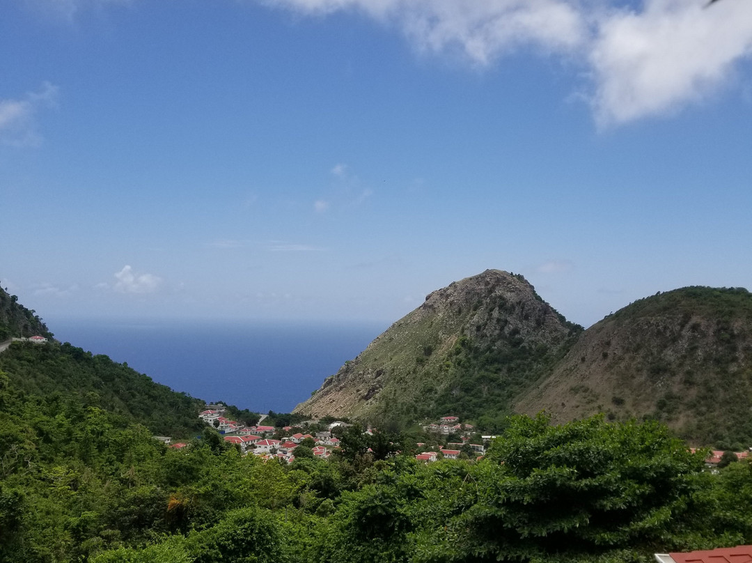 Queen's Hotel, Bar & Kitchen主图