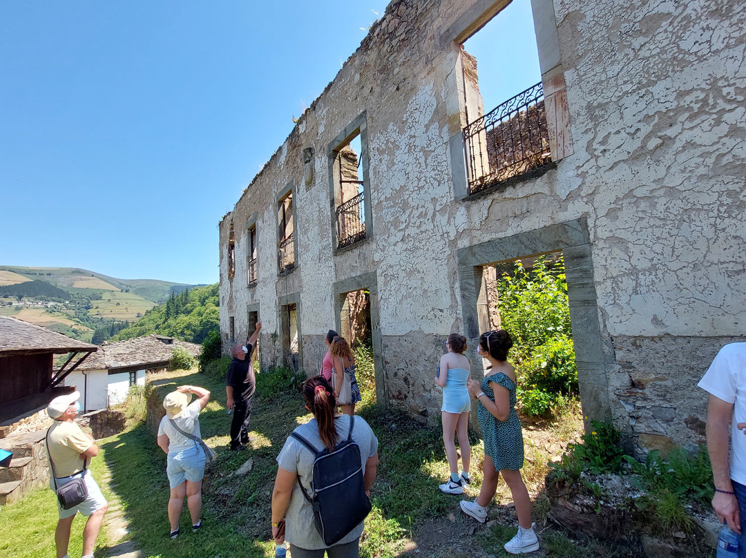 Centro De Recepción De Visitantes Alejandro Casona景点图片