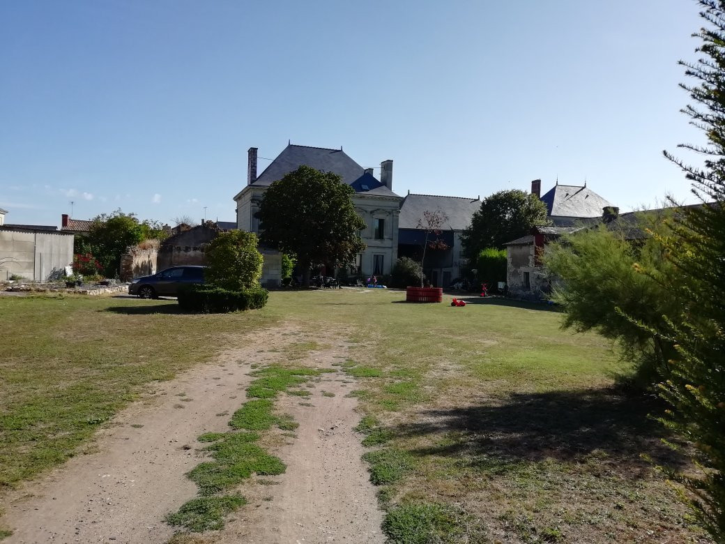 Domaine Des Roses主图