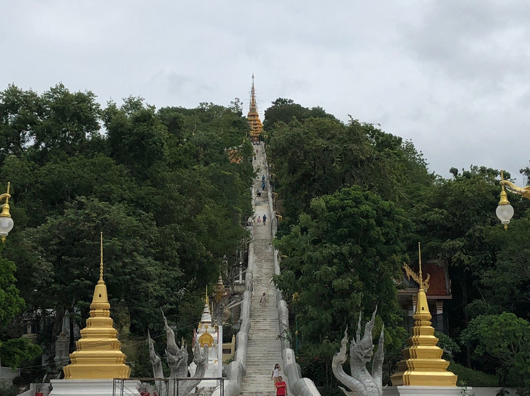 Wat Khao Sakae Krang景点图片