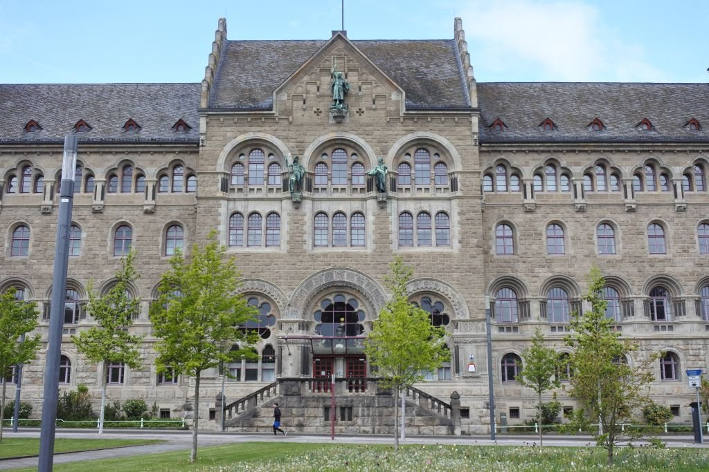 Preußisches Regierungsgebäude景点图片