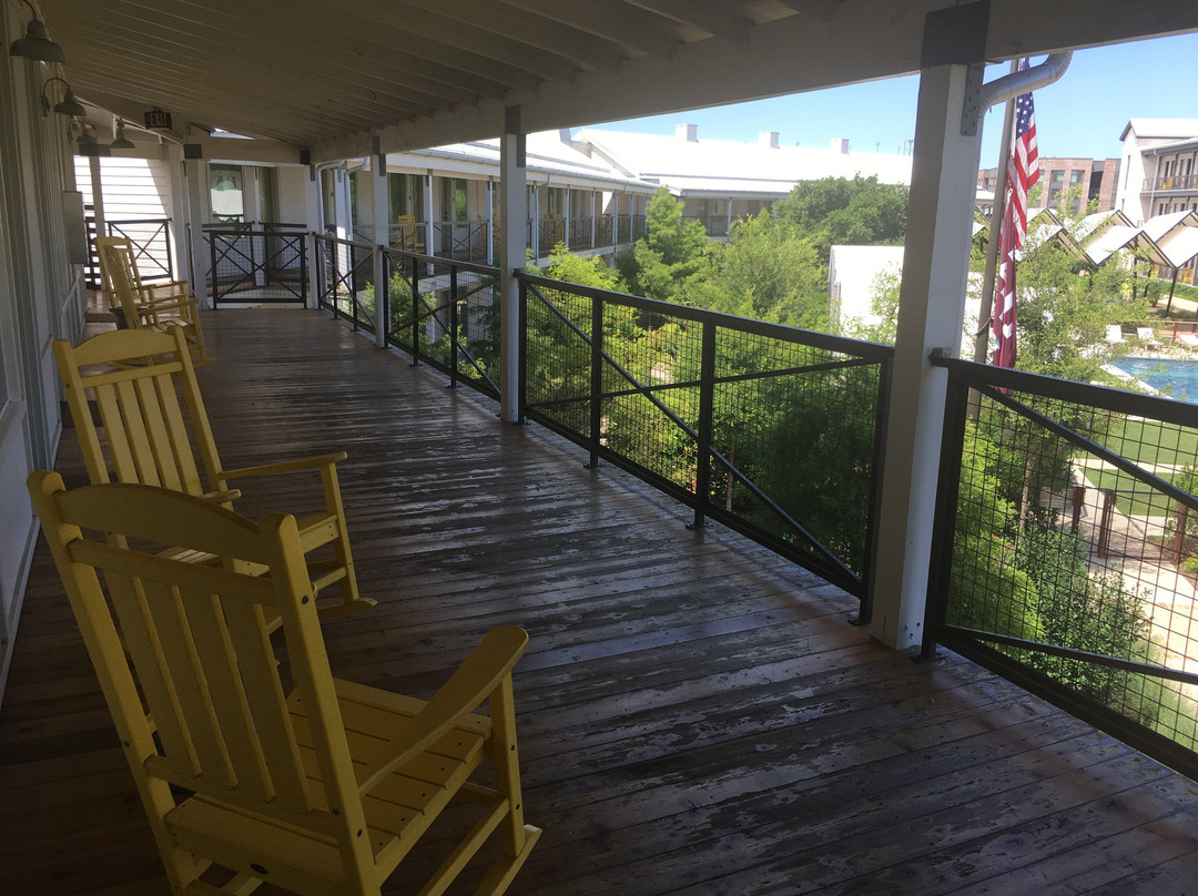 Cavalry Court, Valencia Hotel Collection主图